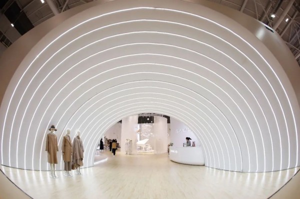 2021时尚深圳丨追光去!收好这份rundown不翻车