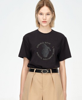 休闲T恤应该怎么搭配 黑色T恤怎么样