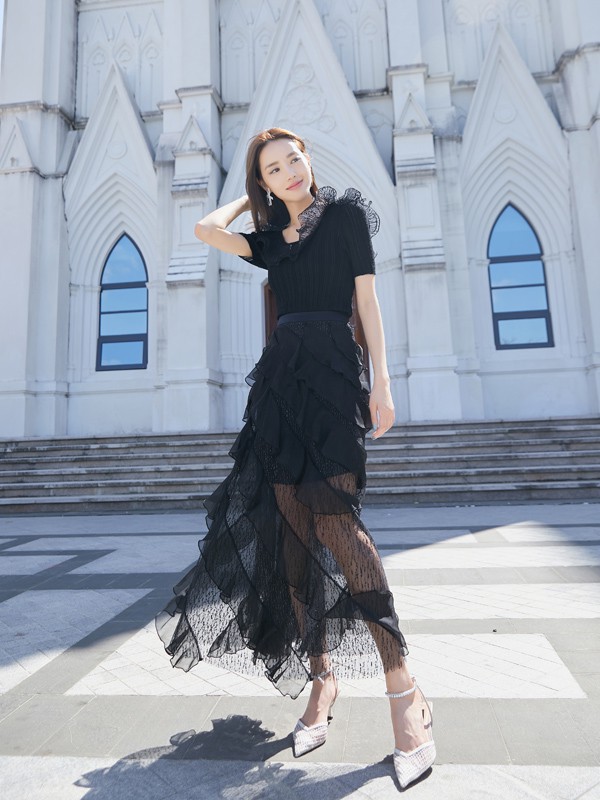 衣服变形应该如何处理 衣服染色该怎么办