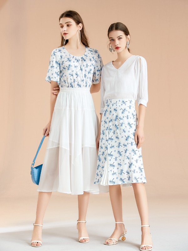 八月的职场上怎么穿更舒适? 蓝色单品搭配什么颜色更好看