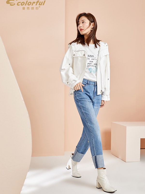 青春减龄的日常LOOK  减龄单品有哪些值得入手?