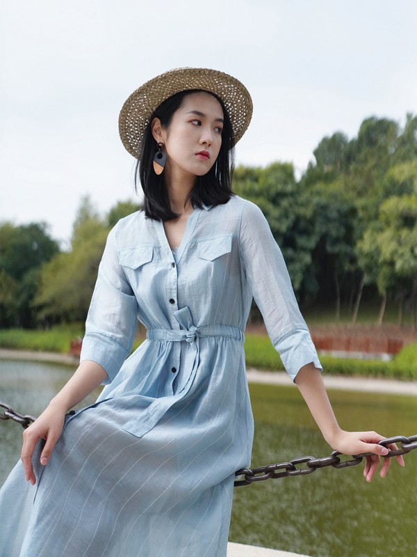 春夏的连衣裙怎么挑选 碎花连衣裙适合黄黑皮妹子吗