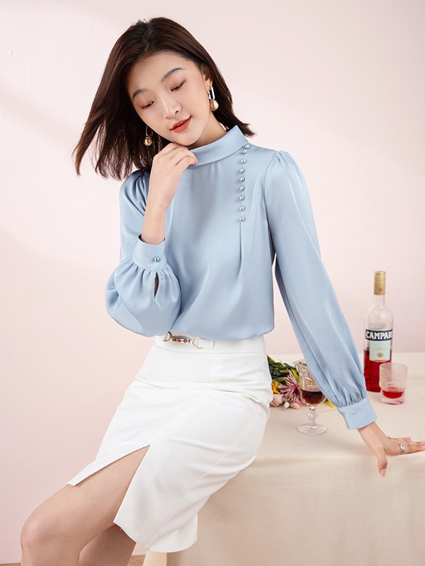 秋季蓝色上衣适合搭配什么下装 半身裙好看吗