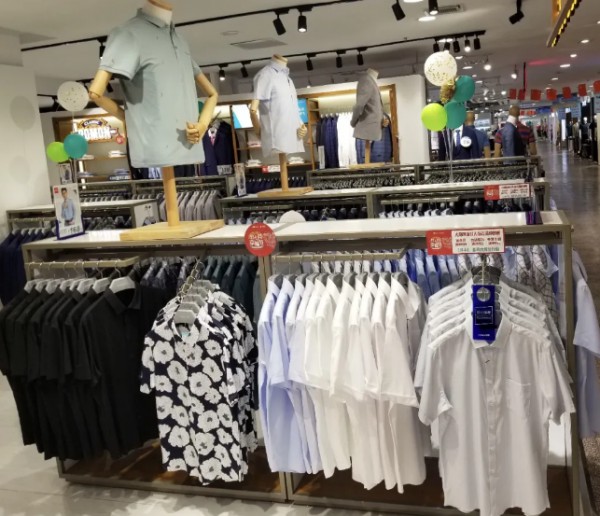 恭喜罗蒙辽宁大连百货商城盛大开业