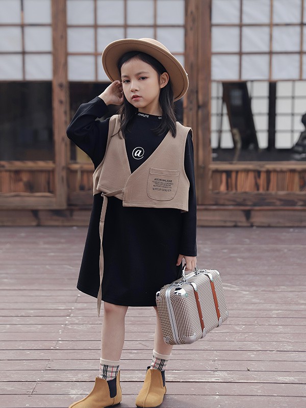 2021年女童秋冬新款连衣裙怎么挑选 什么款式更好看