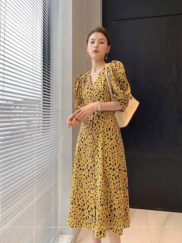 情人节穿什么颜色的衣服合适?哪些颜色适合七夕当天穿