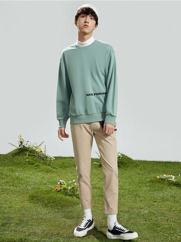 个子矮的男生怎么穿才显高?秋季男生叠穿搭配指南!