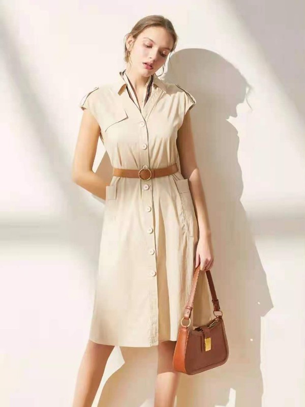 有哪些好看的衣服套装?日常出门穿什么衣服好看