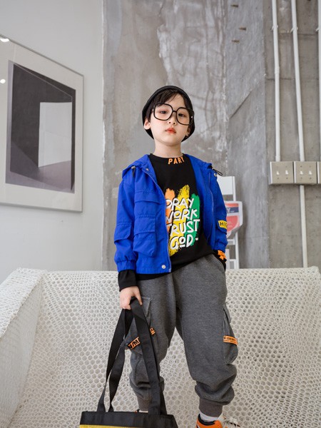 6岁小男孩秋天怎么穿更帅气?适合6岁男孩穿的秋天外套有哪些?