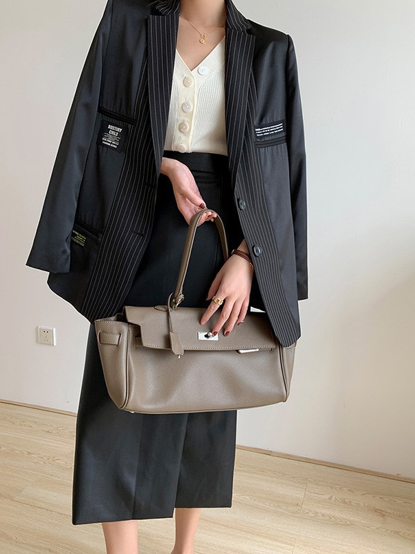 秋季要入手这件单品! 西装外套搭配什么裙子好看