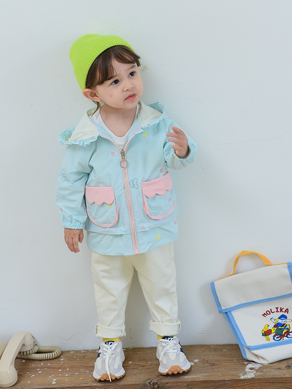 2-3岁小女孩秋天的搭配 有哪些适合小女孩秋天穿的连衣裙