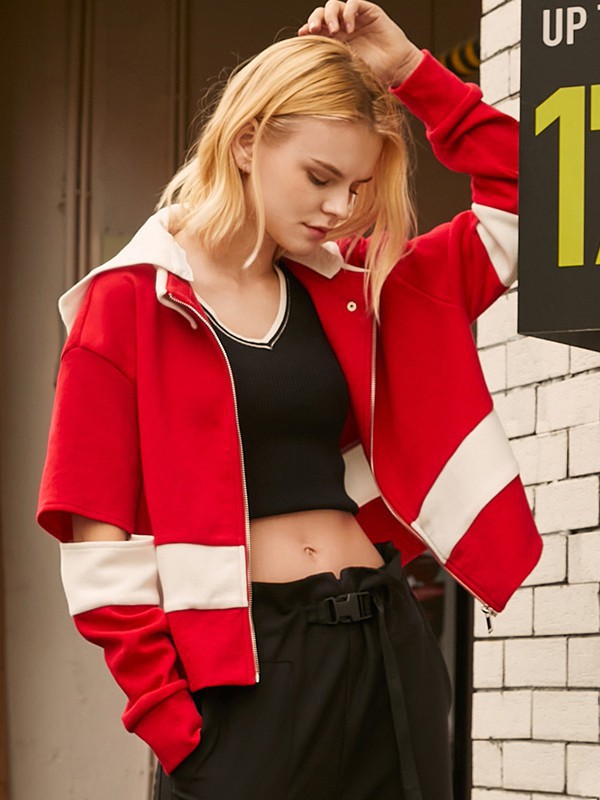 亮色系的服装怎么搭配更好看 女生怎么搭配又潮又气质