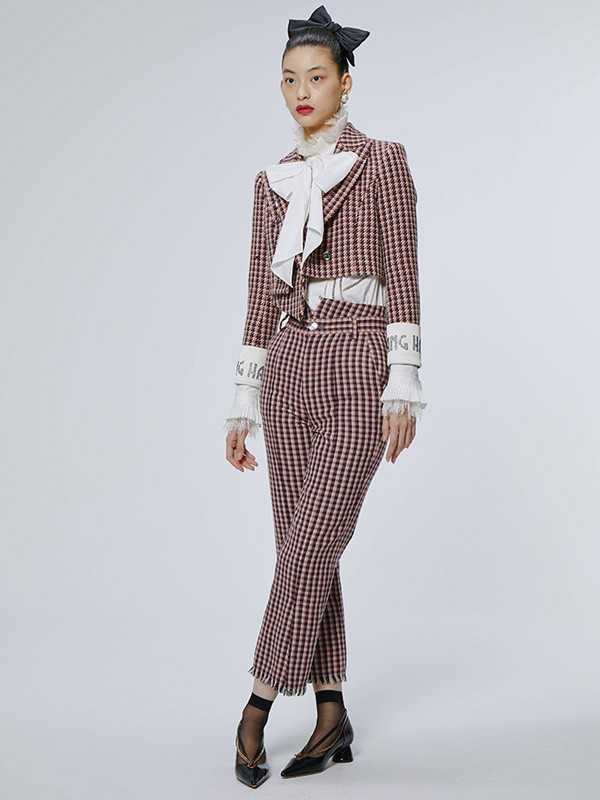 秋冬格子单品如何搭配 女生怎么穿更好看