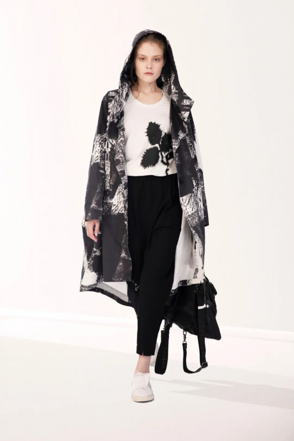 形上女装|水墨平纹 / 全部的黑白,全部的高山流水