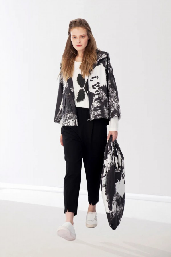 形上女装|水墨平纹 / 全部的黑白,全部的高山流水