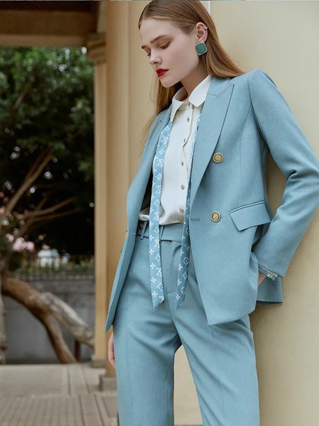 优雅气质的女装搭配 这个秋冬要你“好看”