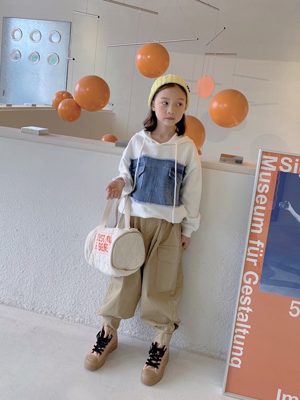 7岁小女孩卫衣搭配什么裤子好看?小女孩外套要怎么搭配?