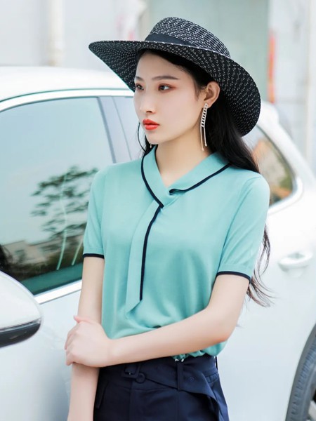 什么颜色的搭配高级又气质 女生选择什么样的服装款式好看呢