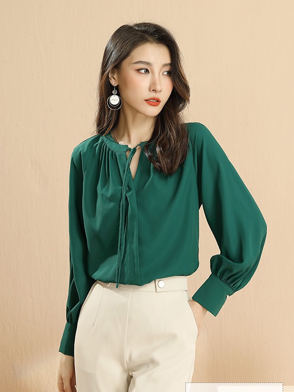 衬衫选择什么颜色好看?衬衫搭配西装裤好看吗