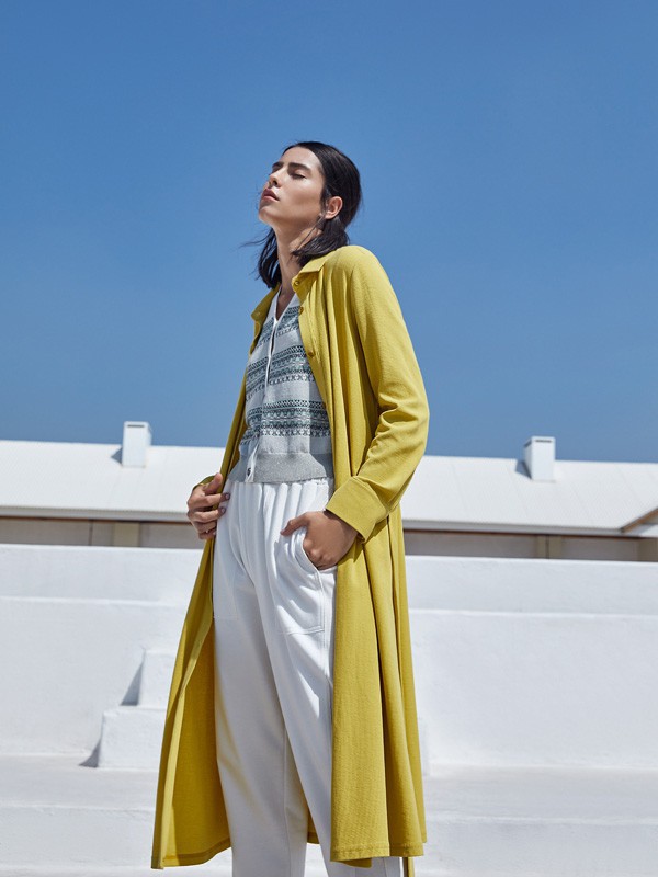 黄色七分裤要怎么搭配?黄色单品显白吗