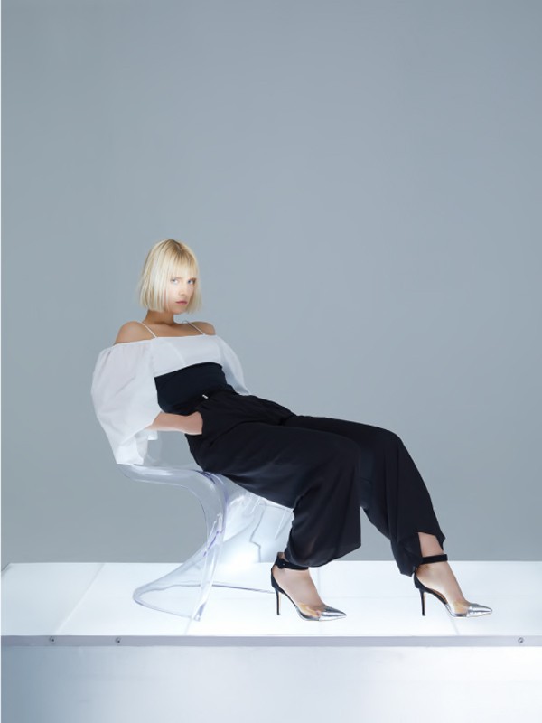 西装外套如何穿出个性感?个性有设计感搭配,你GET了吗