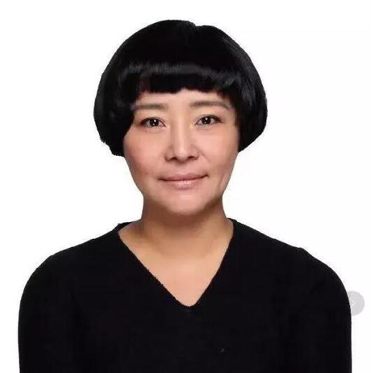 2022春夏中国国际时装周巴黎娜丽罗荻2022秋冬流行趋势发布论坛落幕