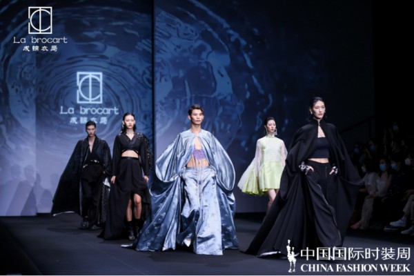 成锦衣局·张彦（张突然）:回溯千年前的夜市景象,重塑国风更多的可能性