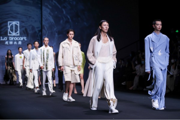 成锦衣局·张彦（张突然）:回溯千年前的夜市景象,重塑国风更多的可能性