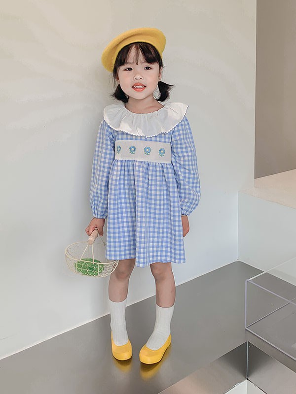 中秋小女生适合穿什么样的服装出门呢 什么样的搭配清爽舒适