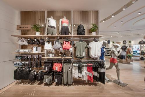 运动品牌lululemon第二季度营收达到6.951亿美元,北美营收反超国际!