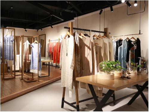 直播“复苏”?河南灾情过后郑州女裤开始崛起