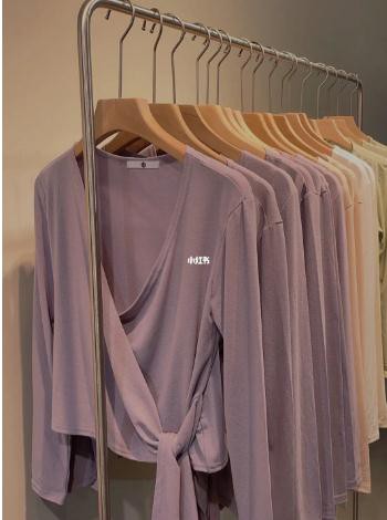 新运动服饰品牌如何拿下瑜伽服市场