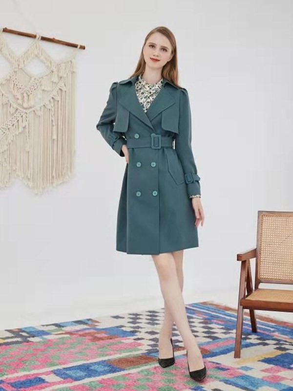 女生秋季外套这样搭配优雅气质又大方