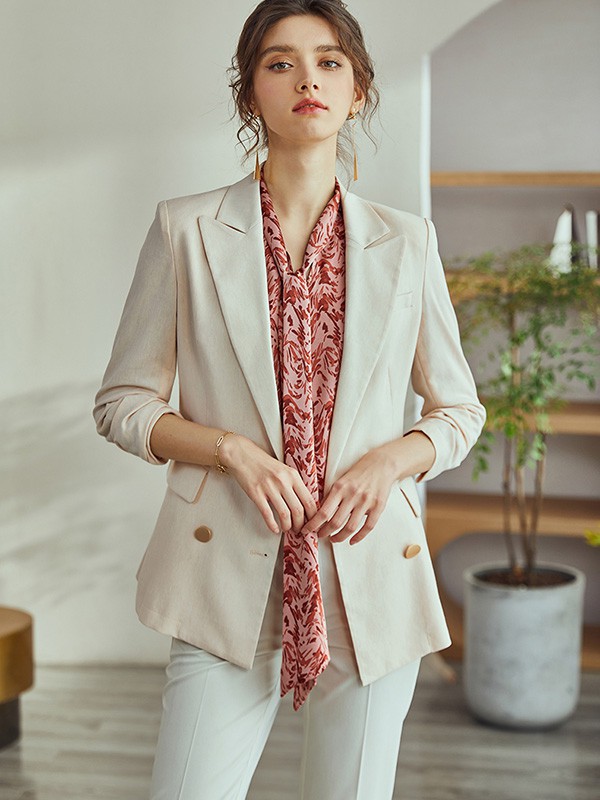 入秋后穿什么保暖又时尚?百搭的西装单品你入手了么?