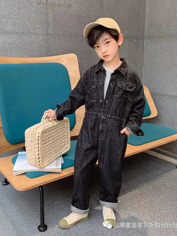 小男生的帅气穿搭,这几款秋冬风格搭配值得借鉴