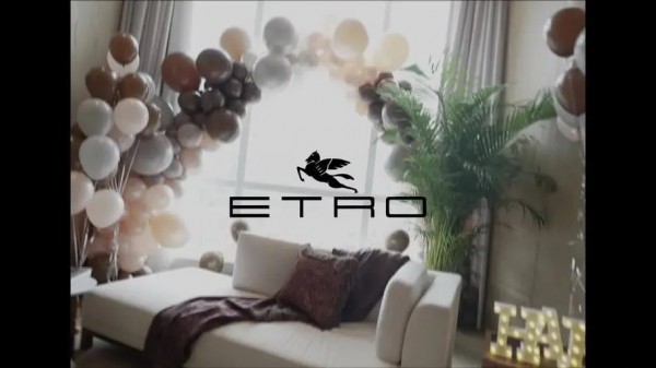 杨某幂成为意大利奢侈品牌ETRO艾绰全球代言人!