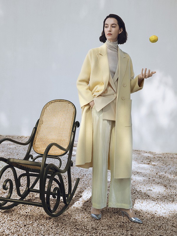 适合中年人的知性穿搭 这几款单品让你既优雅又性感