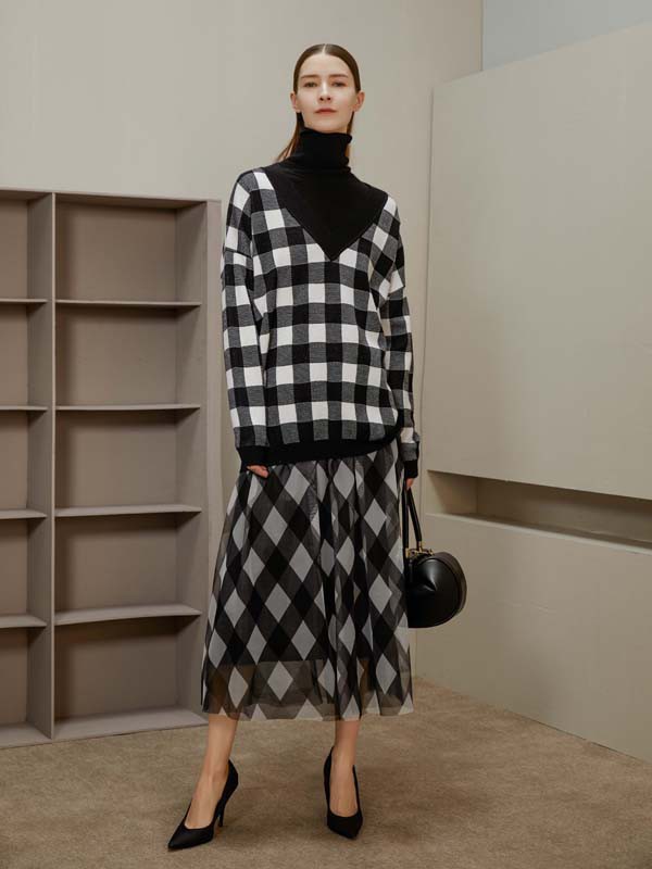 秋冬季节格子装怎么穿更加高级 这三款搭配值得入手