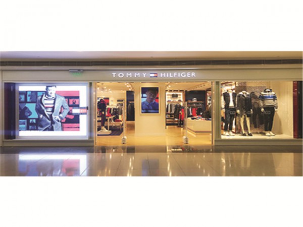 韩国演员金某贤成为美国休闲品牌Tommy Hilfiger秋季男装系列全新品牌大使