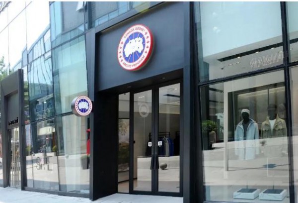 售价万元的鹅绒却是普通鸭绒 “撒谎的加拿大鹅”涉嫌虚假宣传