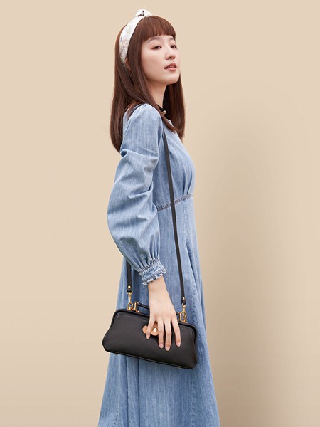 秋冬穿搭想要更加吸睛 日系服装搭配让你女神范十足