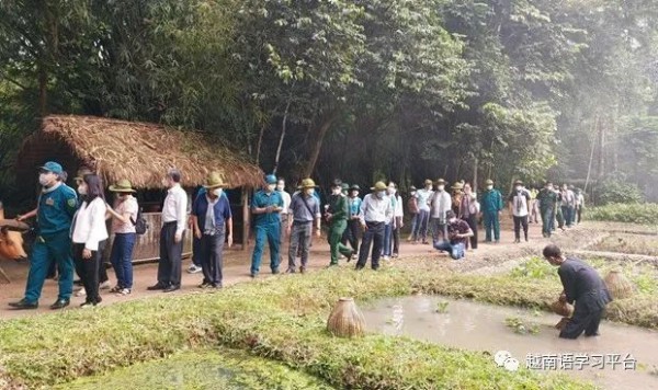 越南放宽新冠管控限制,各企业迫不及待复工!胡志明市开展活动,启动经济复苏计划!