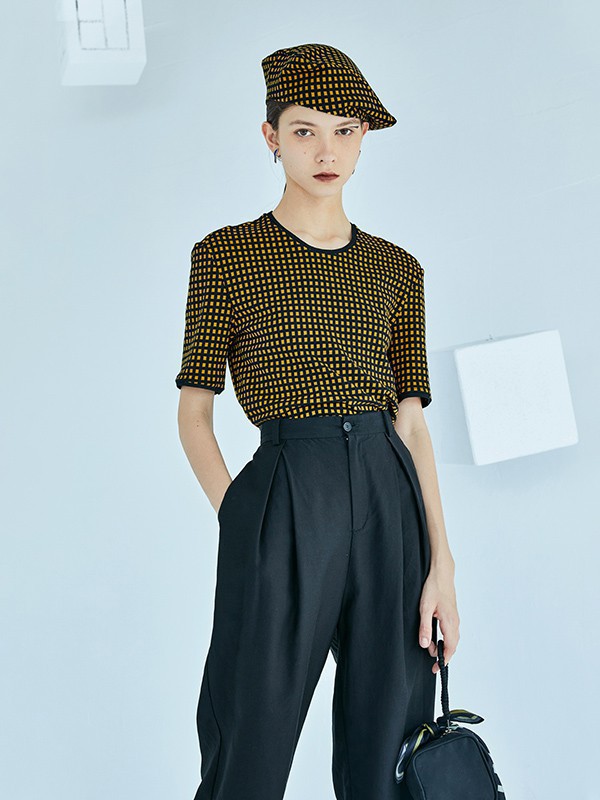 女孩子如何穿出个性风格?牛仔连体裤怎么搭配?