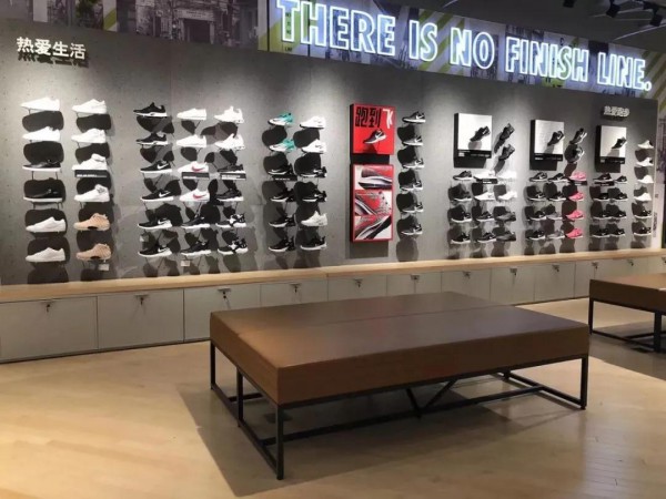 耐克公布最新财报 揭示供应链困境