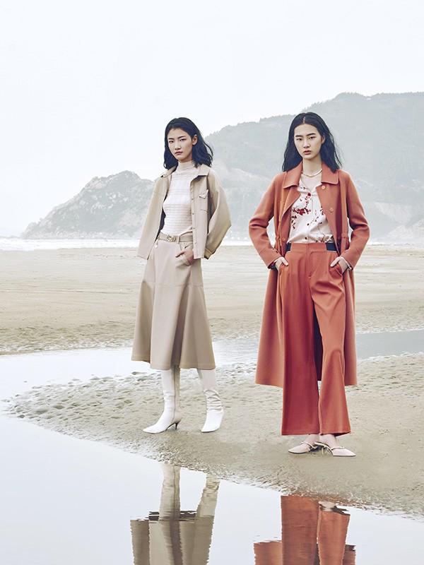 四小花旦倪妮妩媚冷艳的气质,穿起大衣的样子气场全开!