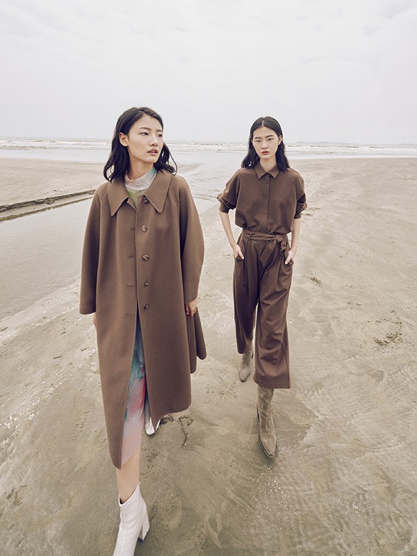 四小花旦倪妮妩媚冷艳的气质,穿起大衣的样子气场全开!