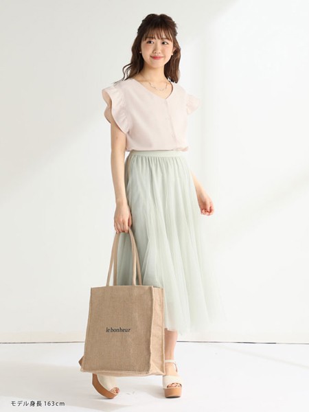 00后想要学习日系软妹风 这几款搭配值得入手