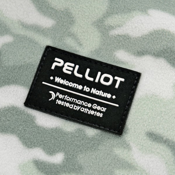 演员佟某娅成为户外服装品牌伯希和品牌代言人