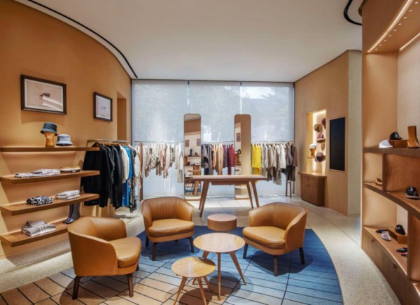 中国内地第 25 家专卖店 爱马仕深圳湾万象城专卖店开业