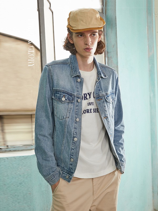 棒球服搭配什么裤子好看?白色卫衣要怎么搭配